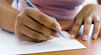 Redação do Enem que desrespeitar direitos humanos pode receber nota zero